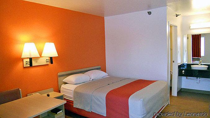 Motel 6-Des Moines, Ia - North Exterior photo