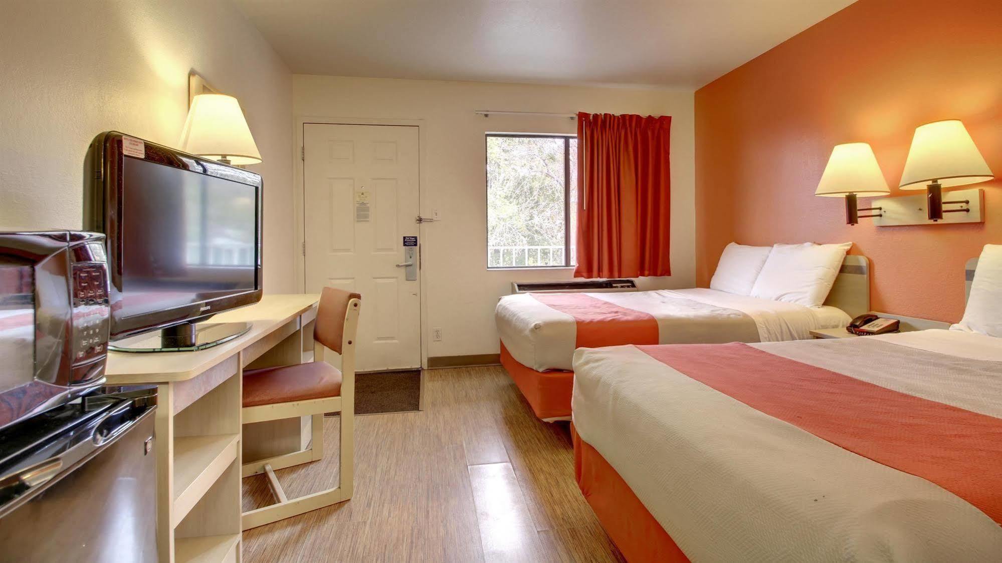 Motel 6-Des Moines, Ia - North Exterior photo